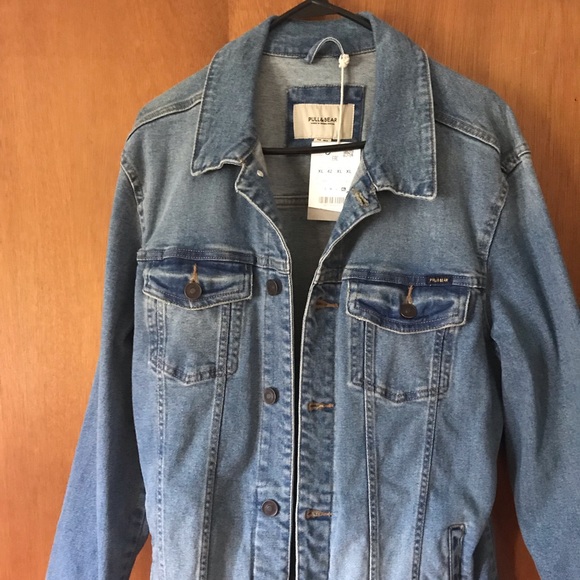 jaket levis pull and bear